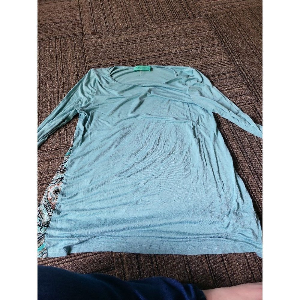 Small Filly Flair top.